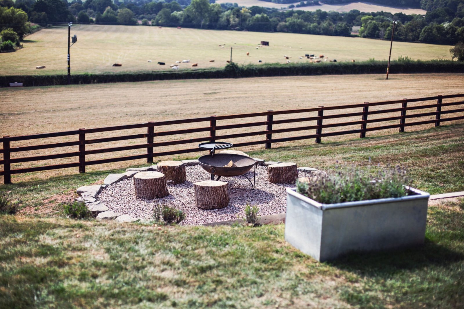 Fire pit seating
